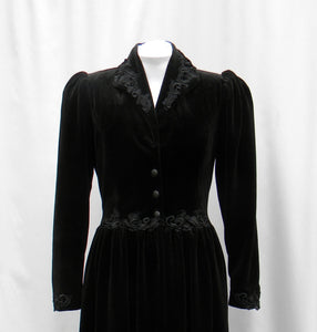Black Velvet Appliqued Women's Jacket 